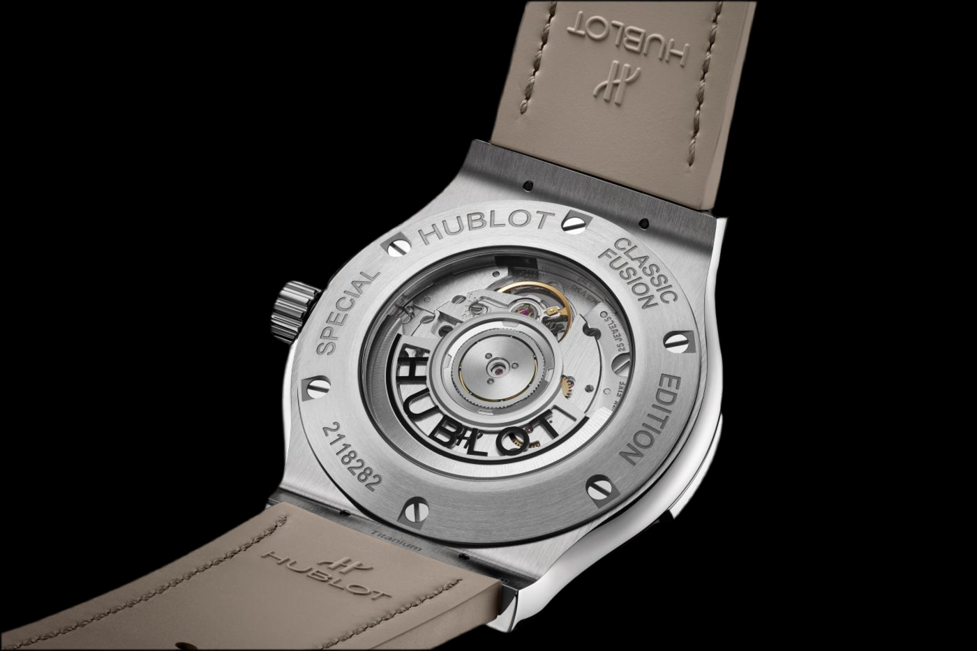 Hublot CLASSIC FUSION
ESSENTIAL TAUPE