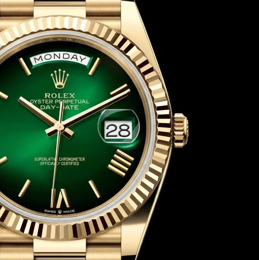 Day-Date 40

Oyster, 40 mm, yellow gold
Reference 228238