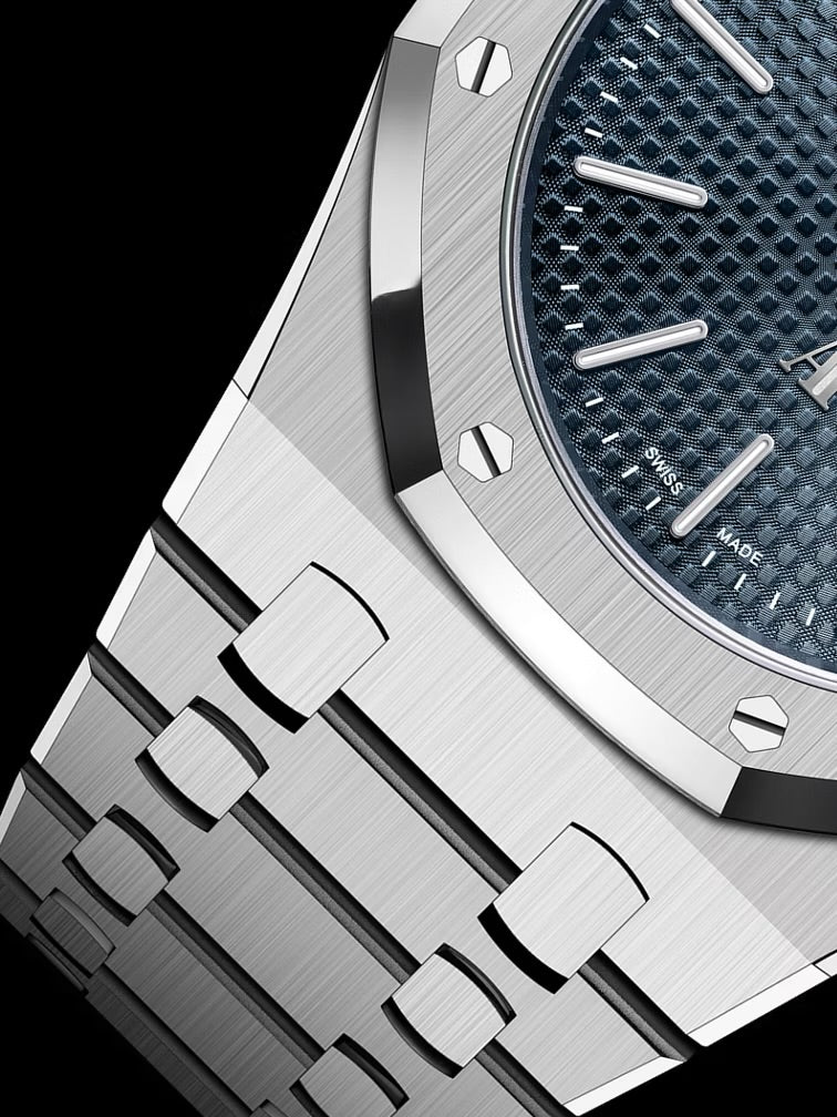 Audemars Piguet  
ROYAL OAK
"JUMBO" EXTRA-THIN