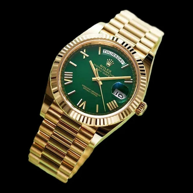 Day-Date 40

Oyster, 40 mm, yellow gold
Reference 228238