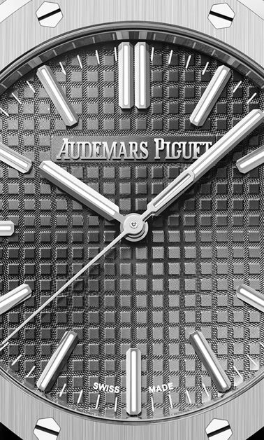 Audemars Piguet  
ROYAL OAK
SELFWINDING