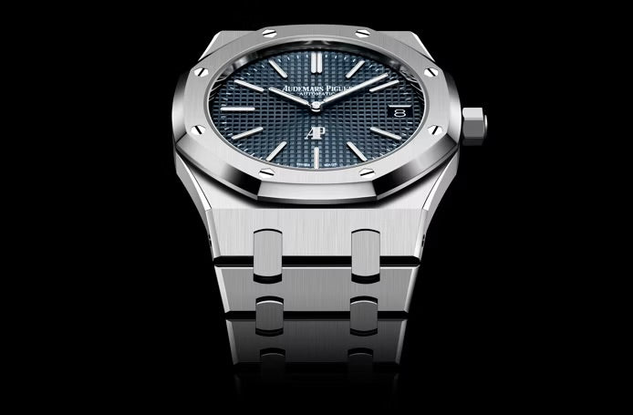 Audemars Piguet  
ROYAL OAK
"JUMBO" EXTRA-THIN